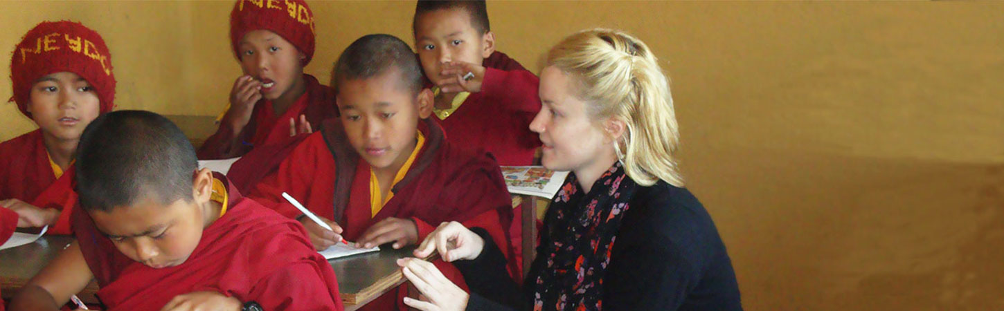 Our Volunteer teaching young monks